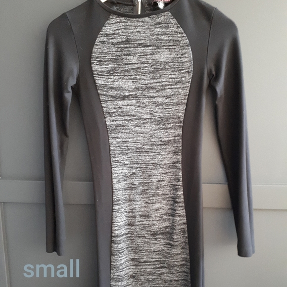 Sweater/dress - Picture 1 of 1